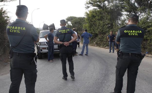 Varios agentes de la Guardia Civil.