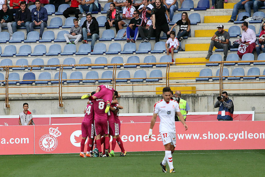 Las mejores imágenes del Cultural y Deportiva Leonesa - Real Valladolid