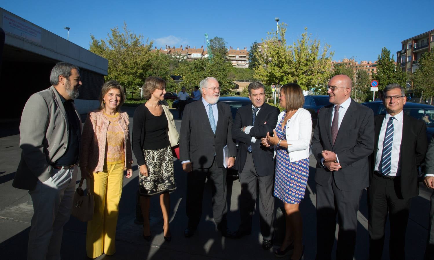 El comisario europeo de Acción por el Clima y Energía, Miguel Arias Cañete, y la ministra de Agricultura, Ganadería, Pesca y Medio Ambiente, Isabel García Tejerina, inauguran la jornada