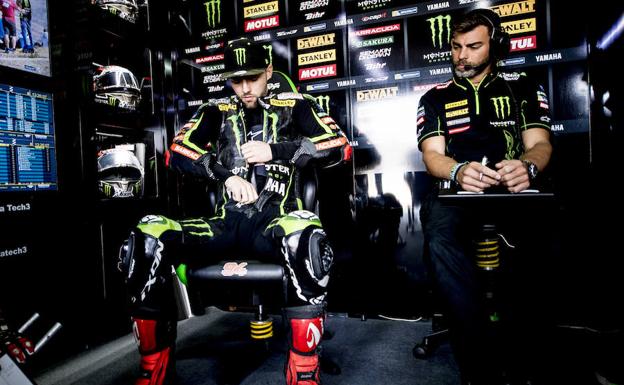 Johann Zarco y Jonas Folger. 