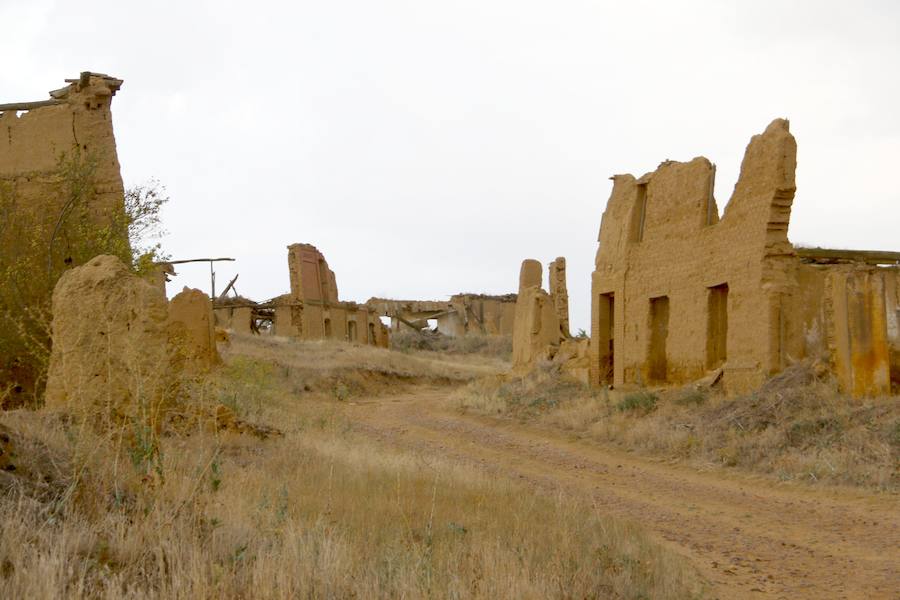 Tres pueblos en Tierra de Campos