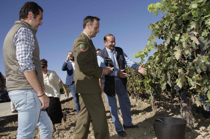 Fotos: El general Manuel Gorjón, embajador de los vinos de Dehesa de los Canónigos