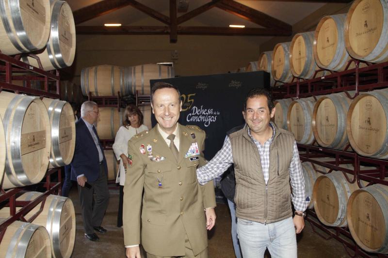 Fotos: El general Manuel Gorjón, embajador de los vinos de Dehesa de los Canónigos