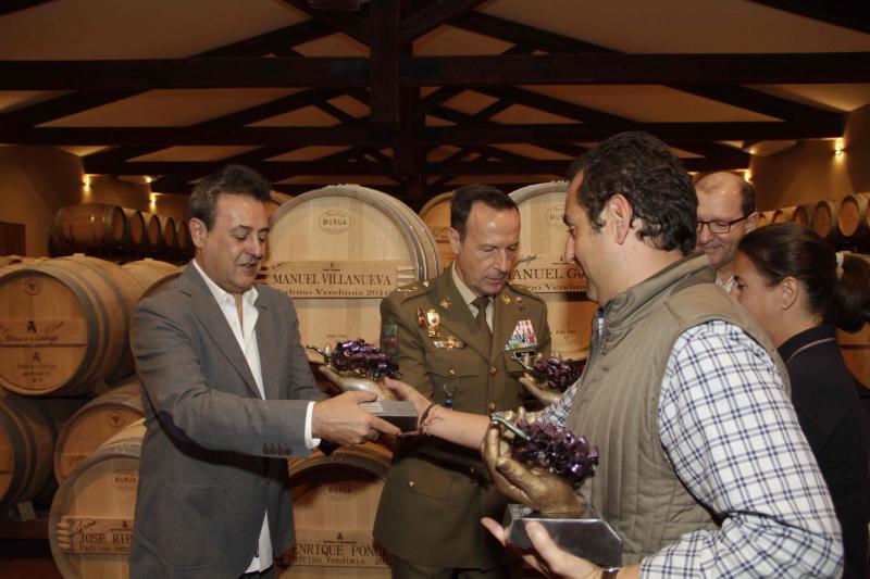 Fotos: El general Manuel Gorjón, embajador de los vinos de Dehesa de los Canónigos