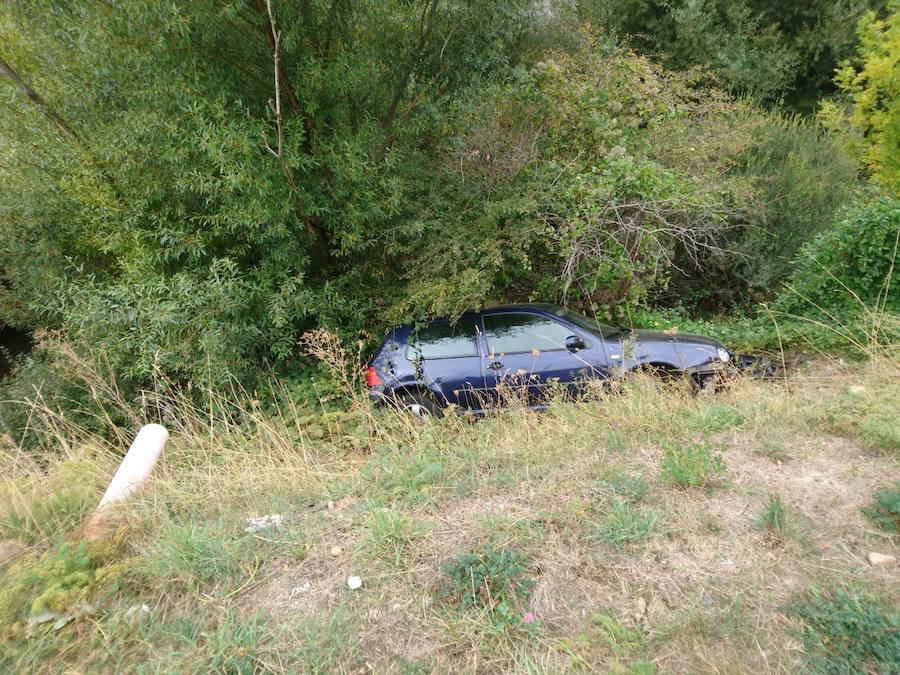 Coche al agua en Ciñera