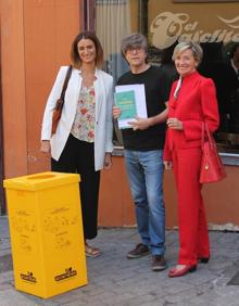 Imagen secundaria 2 - Ayuntamiento y Ecoembes reparten contenedores a los 112 establecimientos del Húmedo de la campaña de recogida selectiva