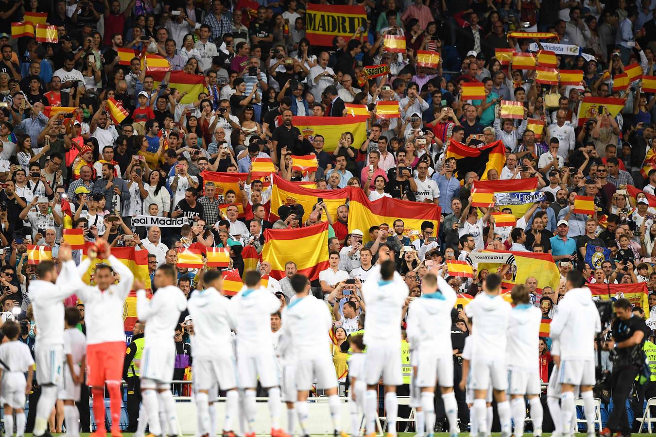 Partido correspondiente a la séptima jornada de Liga entre el Real Madrid y el Espanyol, en el Santiago Bernabéu. 