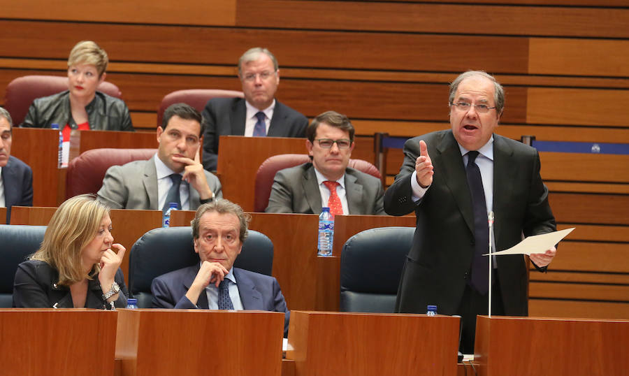 Pleno en las Cortes de Castilla y León