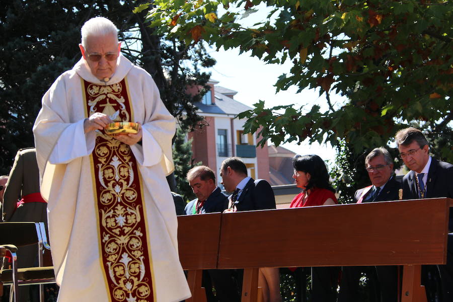 Homilía multitudinaria en La Virgen del Camino