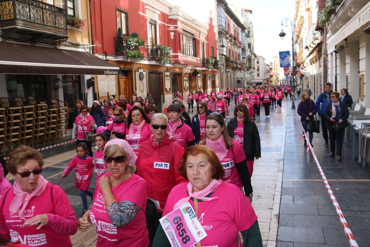 Las mejores imágenes de la V Carrera de la Mujer (III)