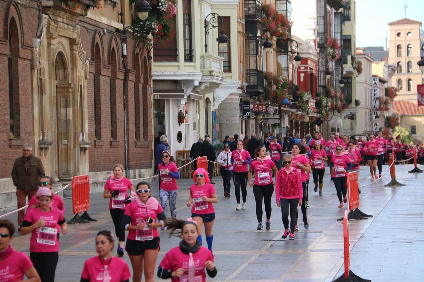 Las mejores imágenes de la V Carrera de la Mujer (II)