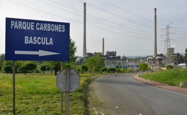 VIsta de la entrada de la Central de Compostilla. 