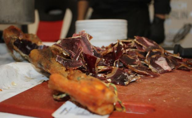 Cecina de chivo de Vegacervera. 