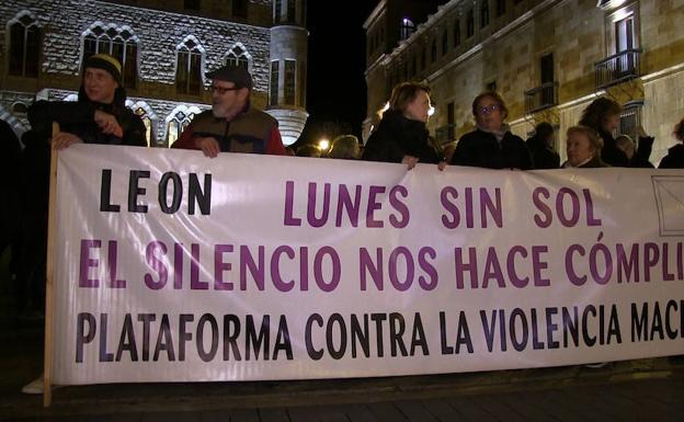 Concentración de un nuevo 'Lunes sin sol'. 