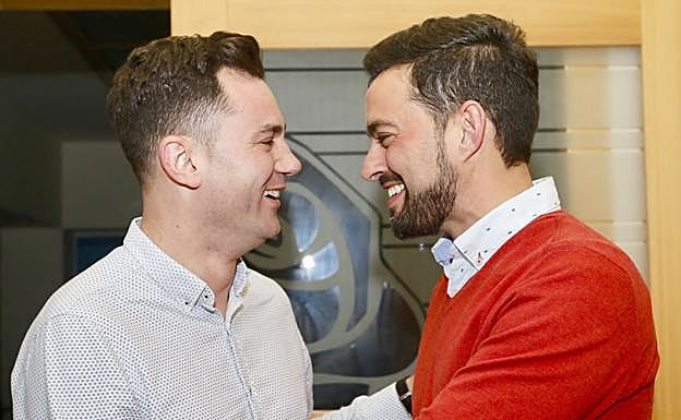 Javier Cendón junto a Diego Moreno, este domingo.