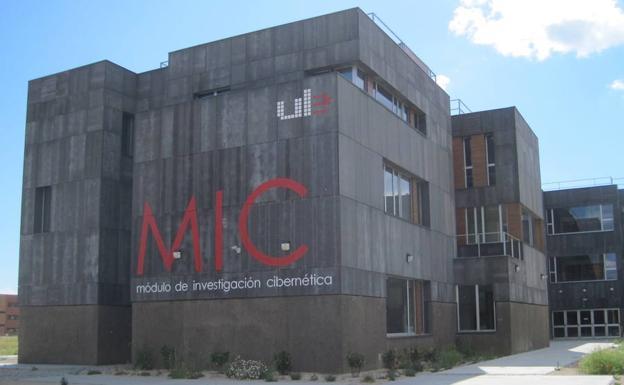 Edificio MIC, sede de Auvsi y Drotium. 