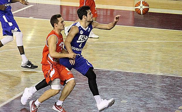 Lance de un partido del Fundación.