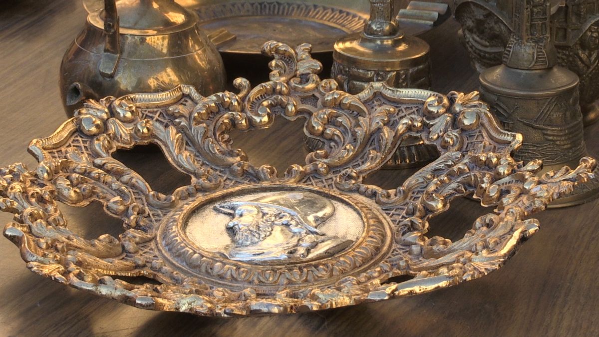 Un mercado para los amantes de las antigüedades
