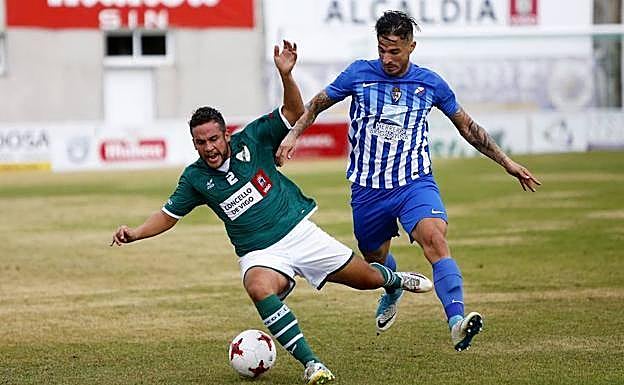 Lance de un partido de la Ponferradina.