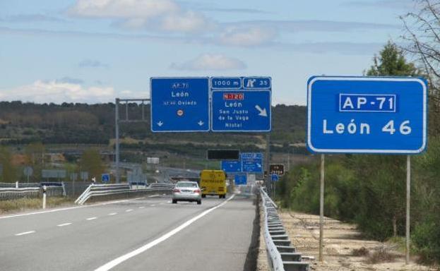 Acceso al peaje entre Astorga y León.