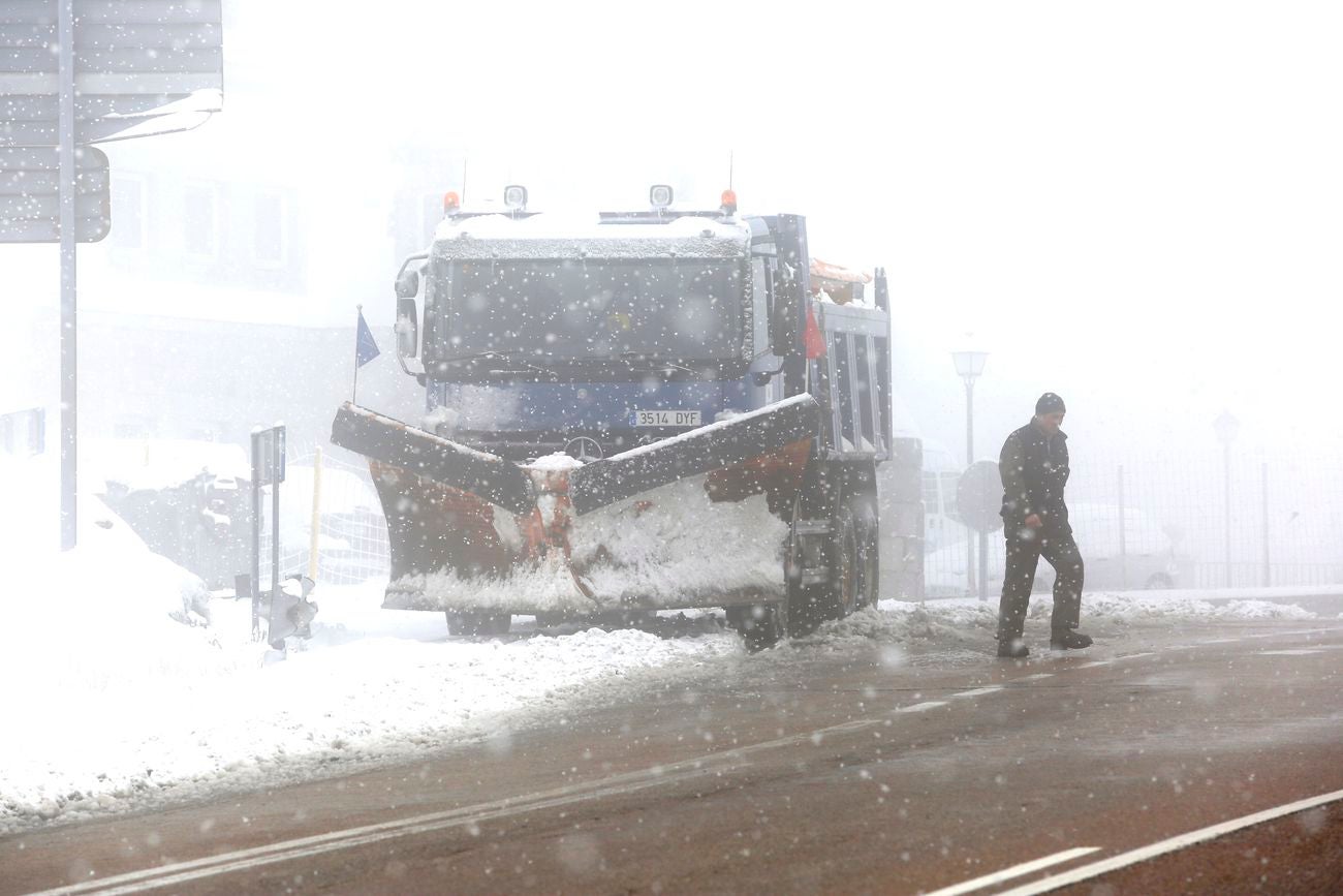 La provincia entra en alerta naranja por nevadas en las próximas 48 horas | La cota de nieve desciende hasta los 700 metros | La zona norte será la más afectada por la adversa climatología