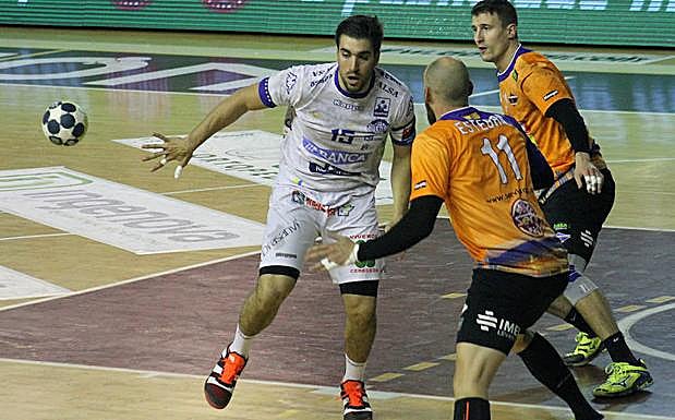 Juanjo Fernández, en el partido ante Benidorm.