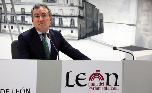 Fernando Salguero, durante la rueda de prensa posterior a la Junta de Gobierno.