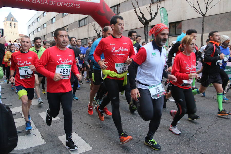 Todas las imágenes de la San Silvestre de León