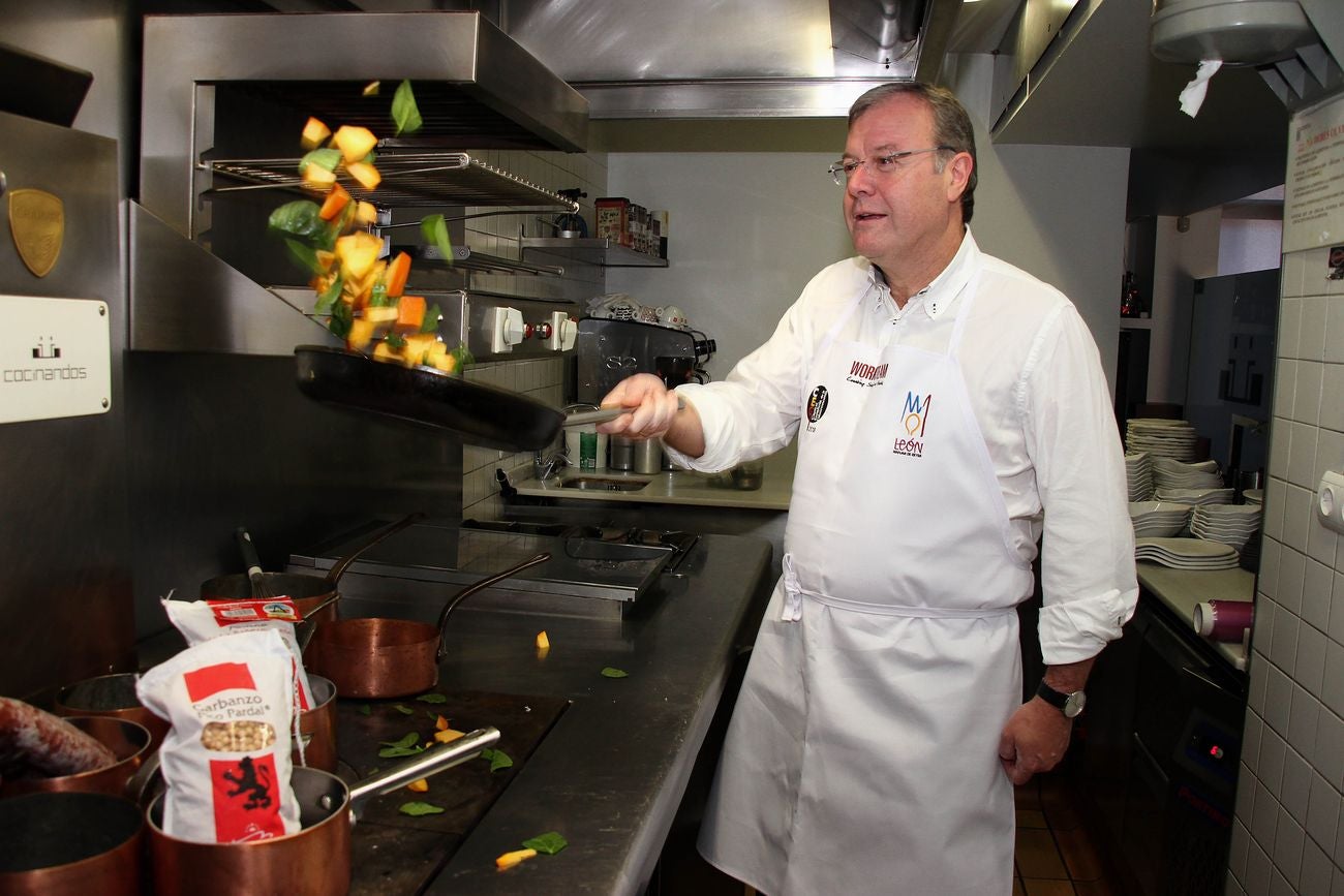 León estrena capitalidad gastronómica. El alcalde de la ciudad, Antonio Silván, reflexiona sobre la importancia de este eventro clave en el año 2018