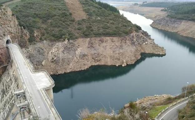 El embalse de Bárcena se encuentra al 32% de su capacidad.