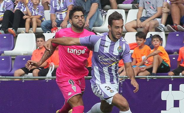 Imagen de Ángel García con el Real Valladolid.