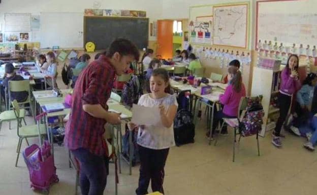 Oscar Casado, en una de sus clases.