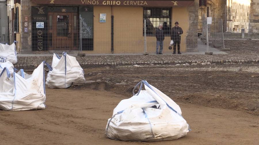 Rehabilitación del empedrado central de la Plaza del Grano 