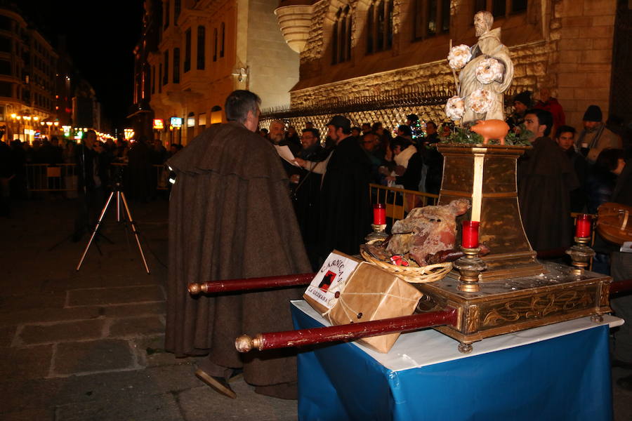 Tradicional hoguera de San Antón