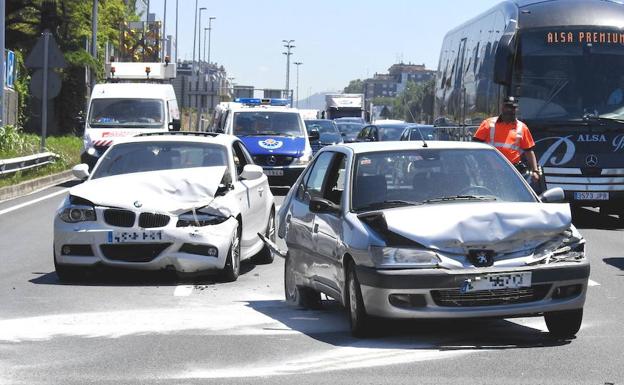 Cuatrocientas bandas estafan a los seguros de automóvil por todo el país