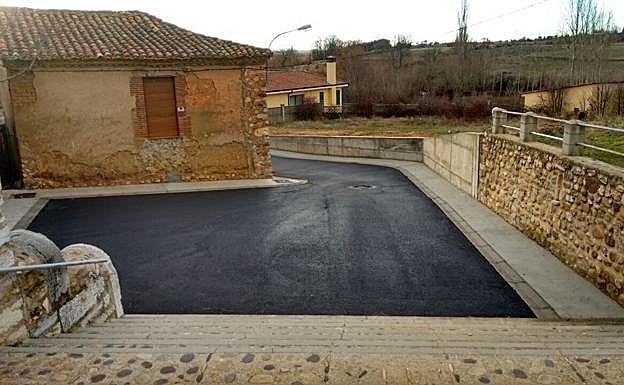 Obras de remodelación en las calles del municipio de Cuadros.