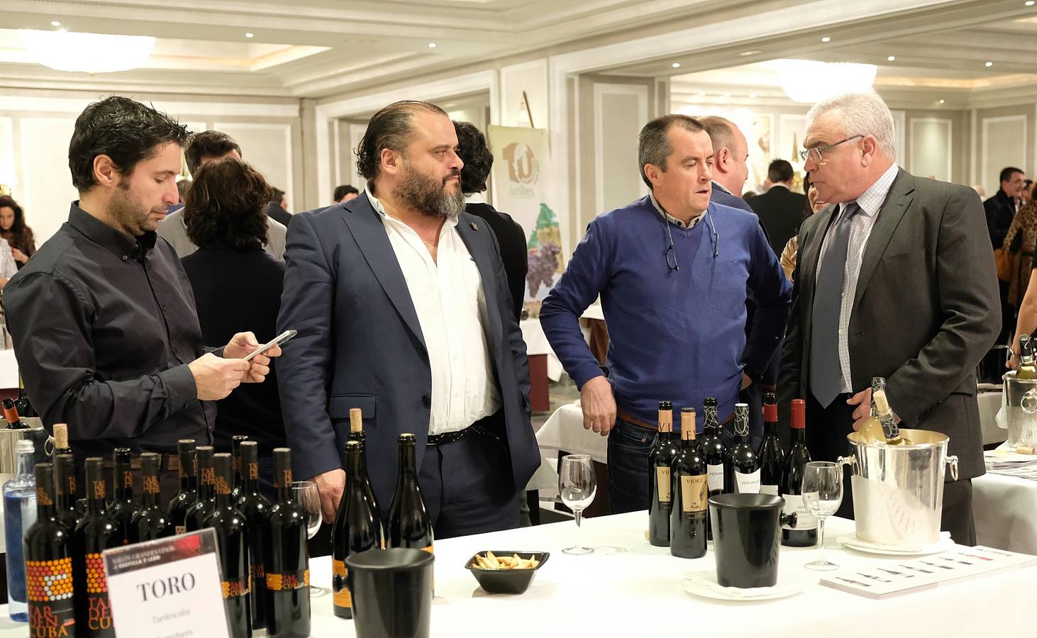 112 bodegas de todas las Denominaciones de Origen regionales han participado en el evento celebrado en el hotel Villa Magna de Madrid