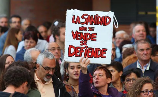 Imagen de archivo de una manifestación por la sanidad.