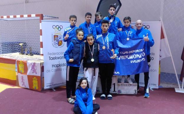 El Club Deportivo Taekwondo Valderas-El Calabozo León consigue cinco nuevos campeones de Castilla y León