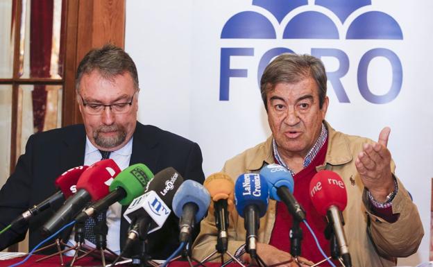 Álvarez Cascos, durante la intervención de este jueves en León.