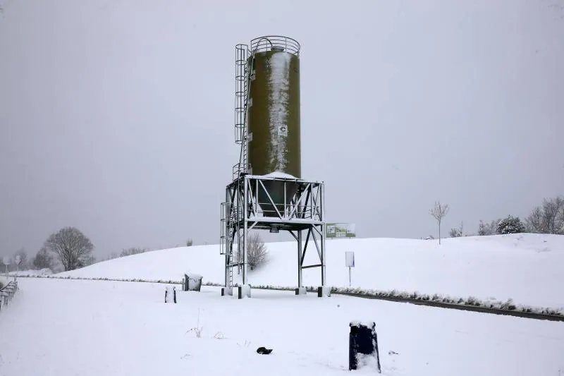 Mañana complicada en el Huerna por la nieve