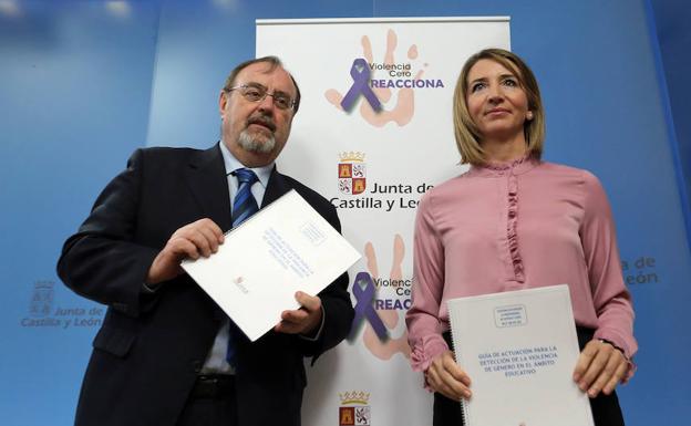 Alicia García y Fernando Rey presentan la Guía de actuación para la detección de la violencia de género en el ámbito educativo.