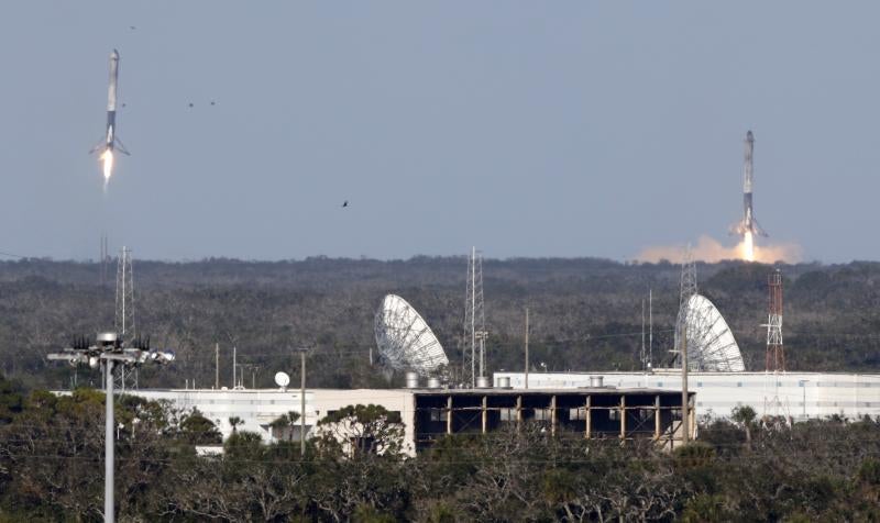 El lanzamiento del Falcon Heavy, en imágenes