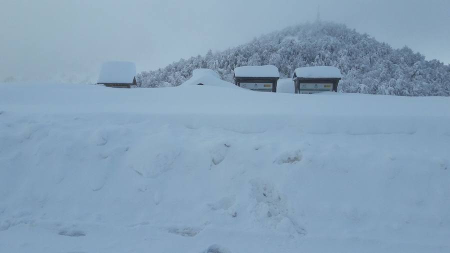 De Panderruedas a Valdeón bajo un manto de nieve