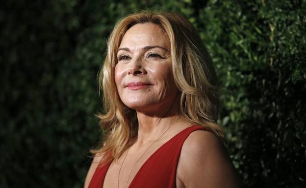 Cattrall posa en un reciente estreno. 