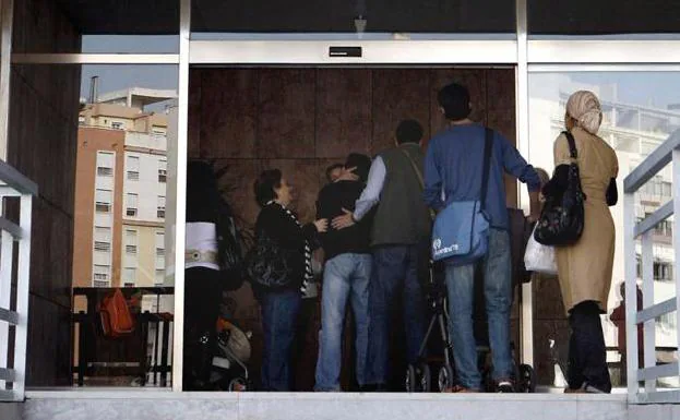Imagen de la entrada de la Fiscalía de Menores de Málaga. 