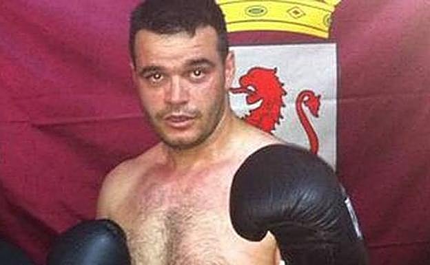 El boxeador leonés Roberto Larralde. 