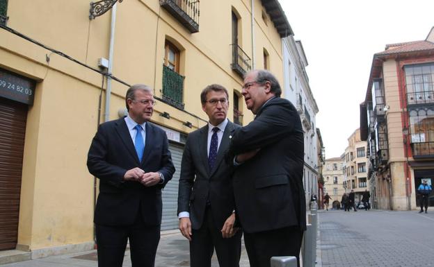 Galería. Antonio Silván, Núñez Feijoo y Juan Vicente Herrera.