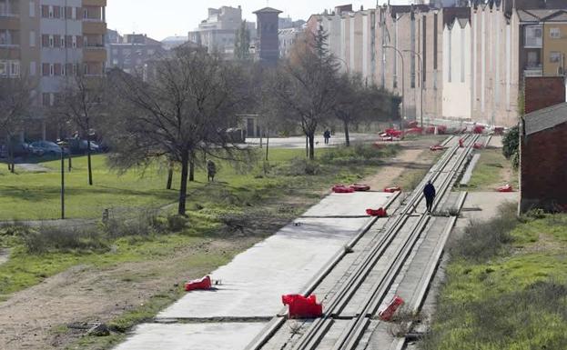 Obra de la integración de Feve en la capital leonesa.