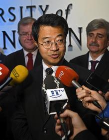 Imagen secundaria 2 - Conmemoración celebrada en el Palacio del Conde Luna.